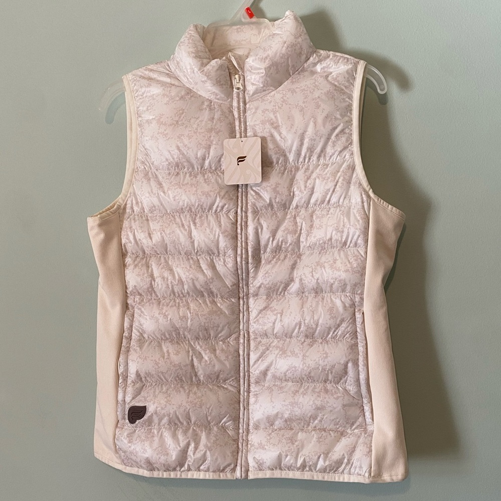 NWT fabletics elliot puffer vest in soft white mini nueue camo, S